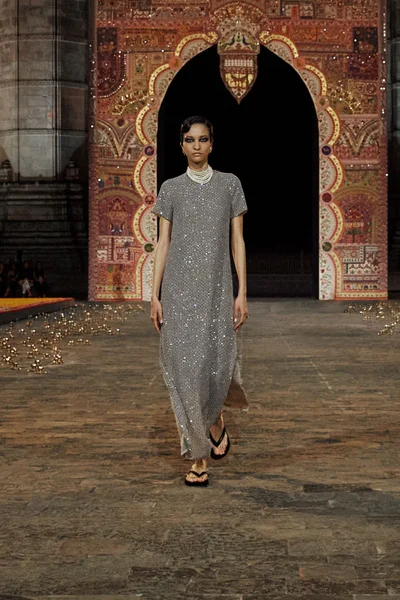 Look 98
